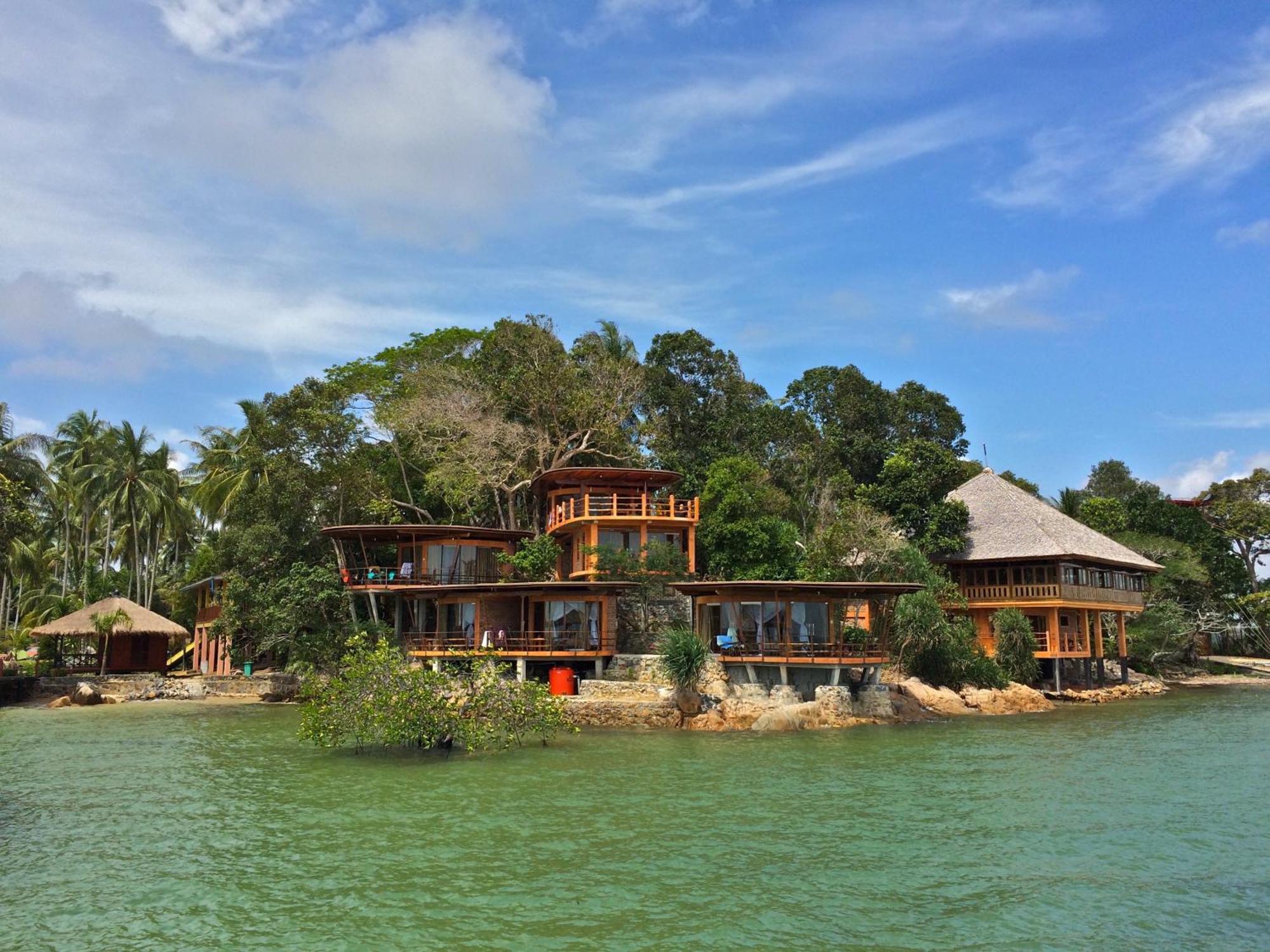 Loola Adventure Resort Teluk Bakau Exterior foto