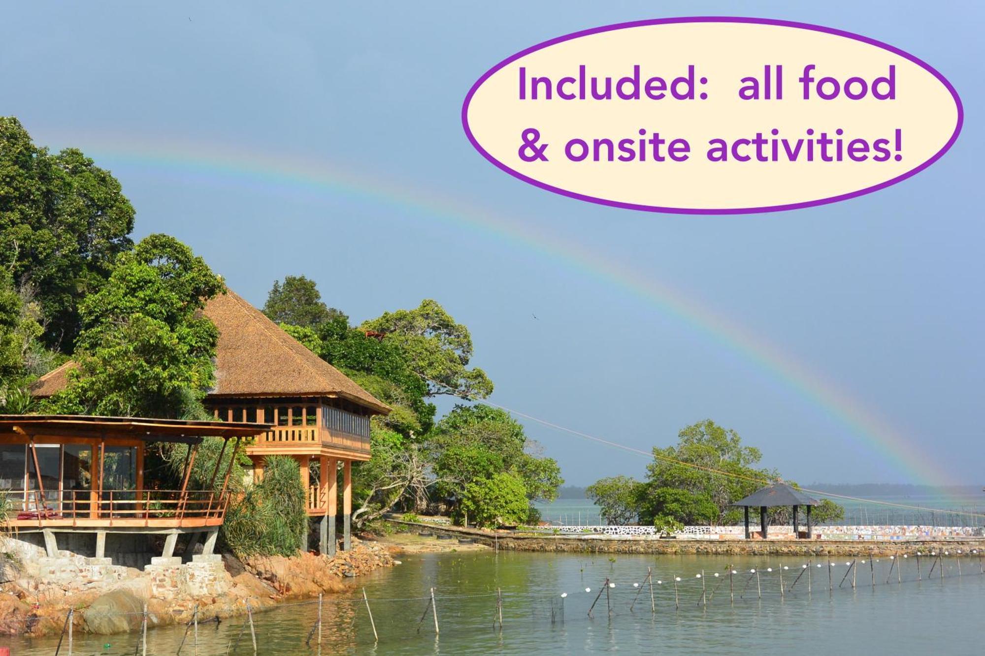 Loola Adventure Resort Teluk Bakau Exterior foto