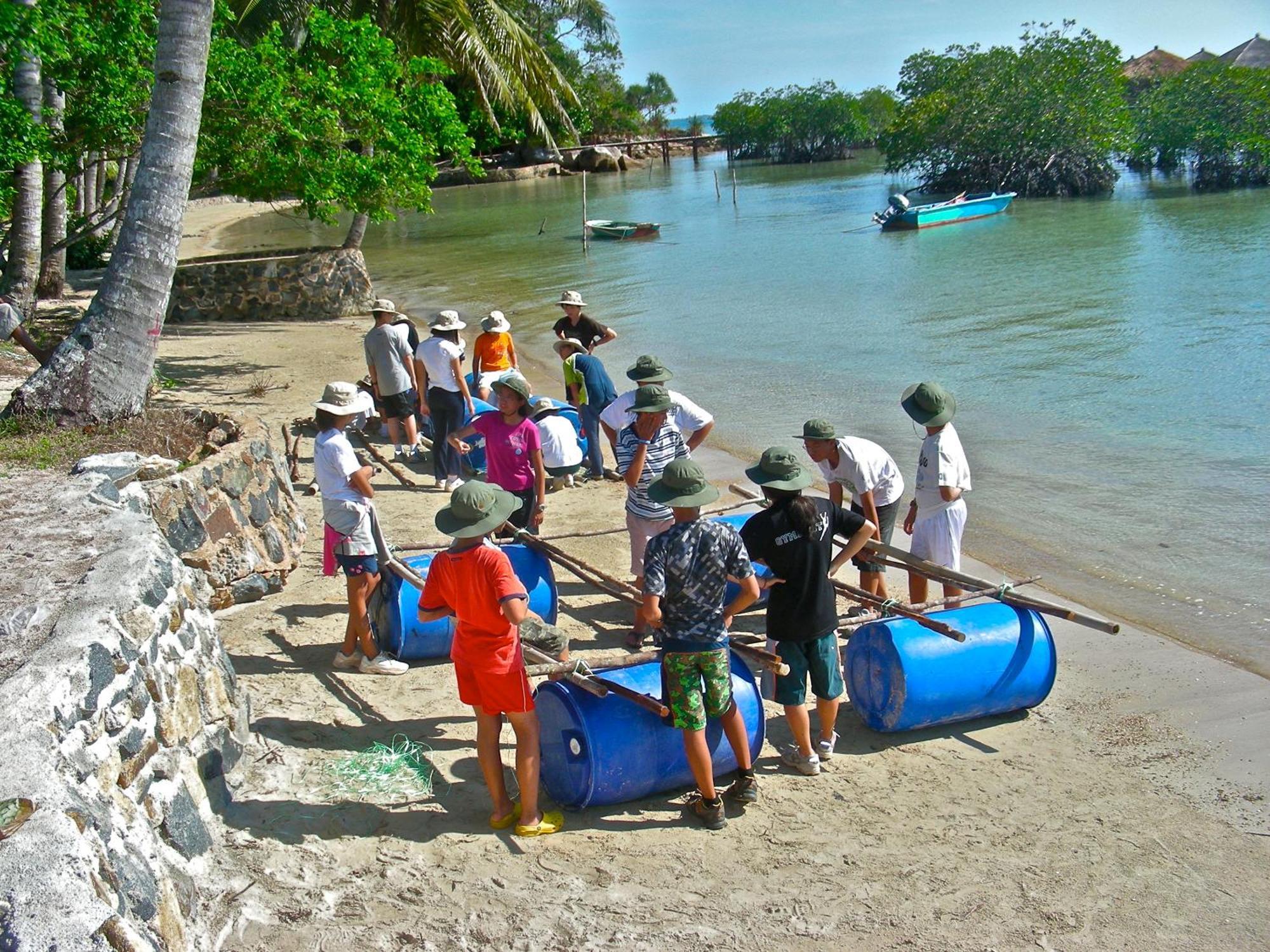 Loola Adventure Resort Teluk Bakau Exterior foto