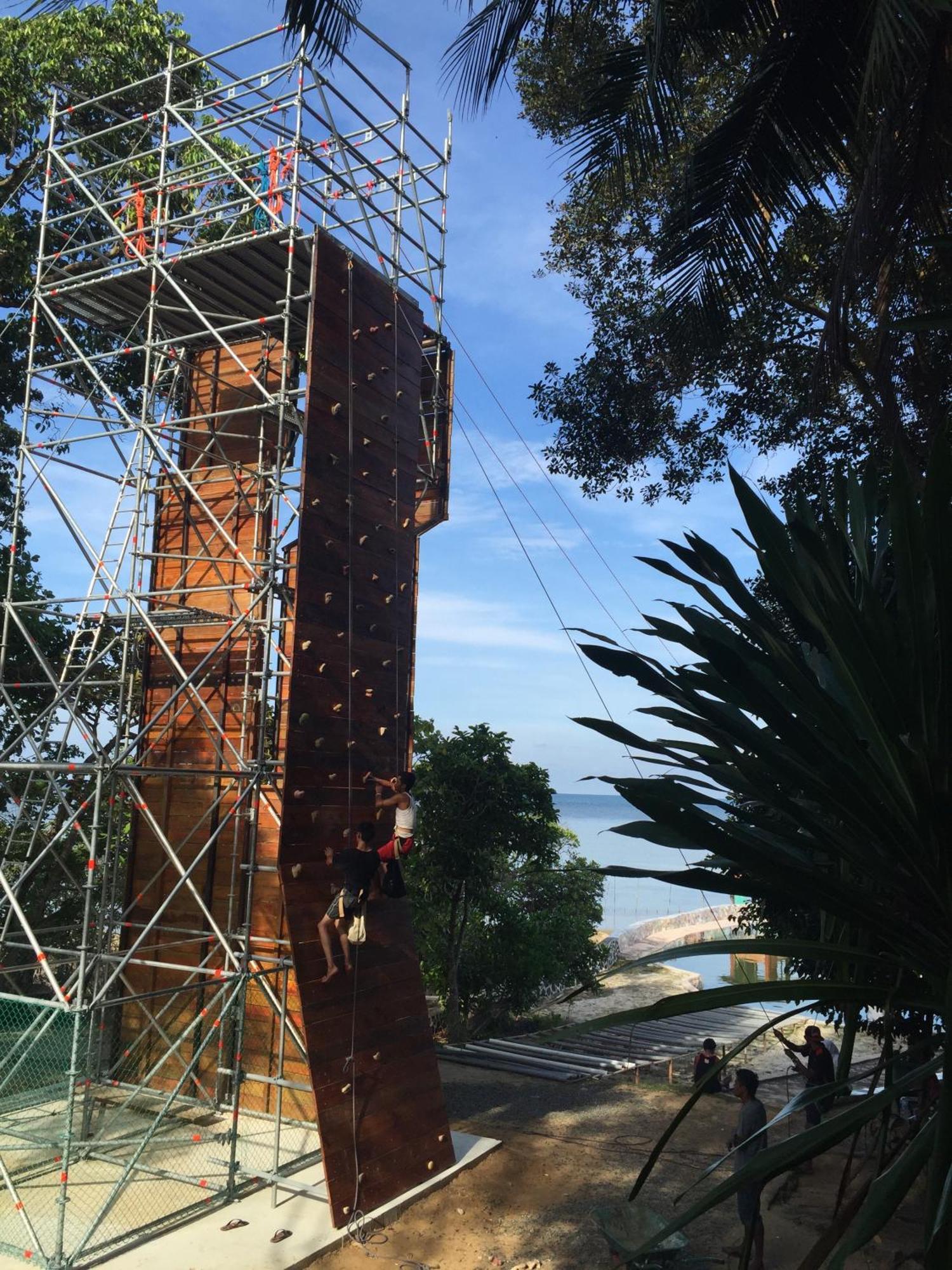 Loola Adventure Resort Teluk Bakau Exterior foto