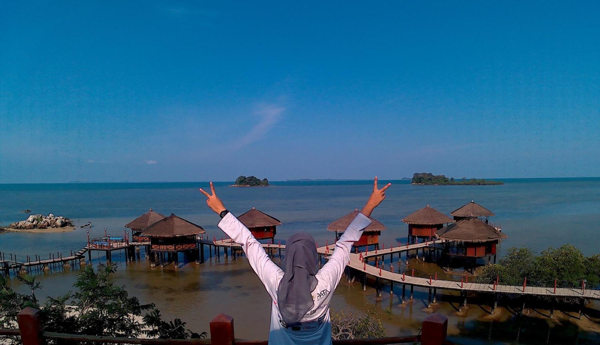 Loola Adventure Resort Teluk Bakau Exterior foto