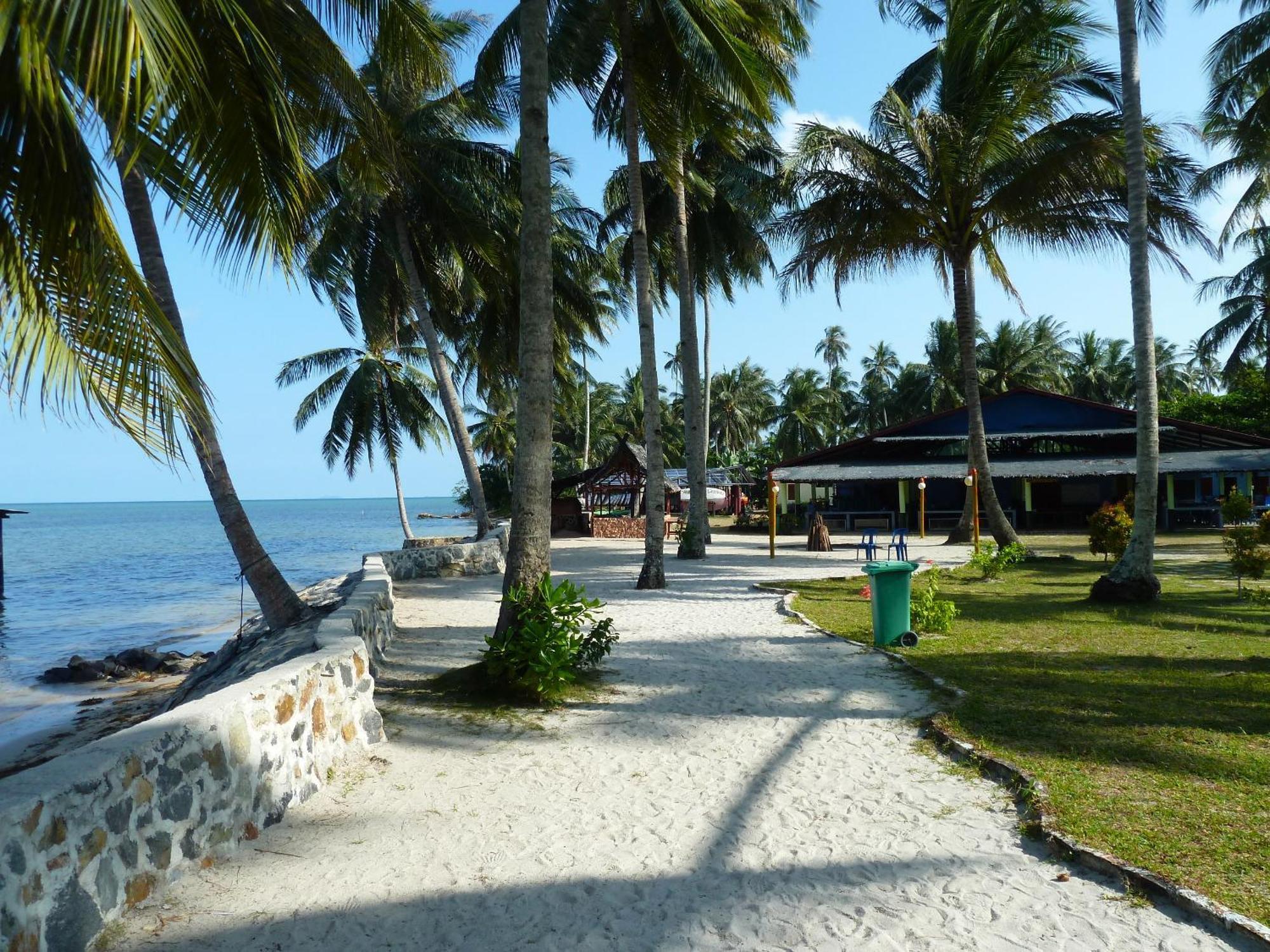 Loola Adventure Resort Teluk Bakau Exterior foto
